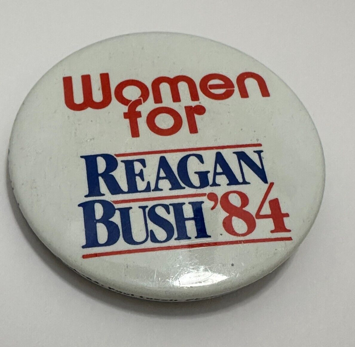Women For Reagan Bush ’84 Presidential campaign button pinbk Republican politics