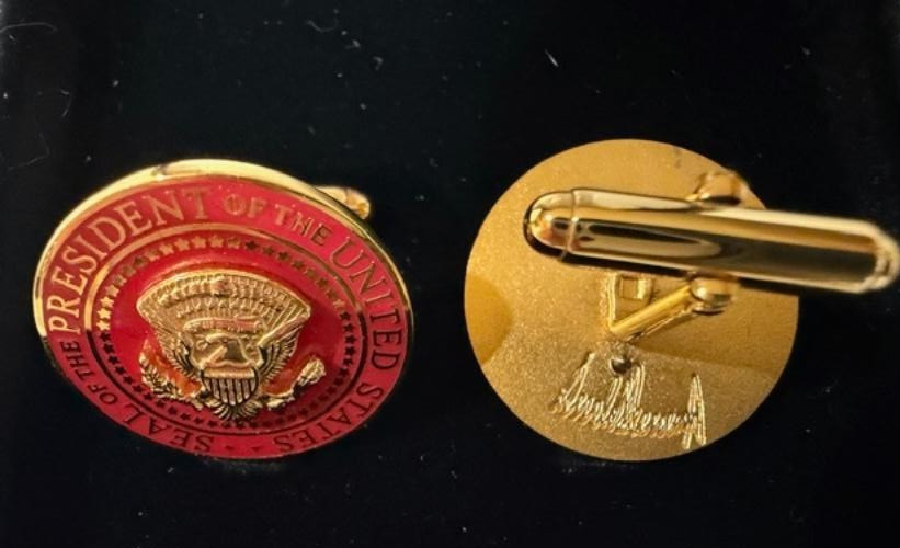 President Donald J Trump 7/8″ Red Cuff LInks with Presidential Seal in Gift Box