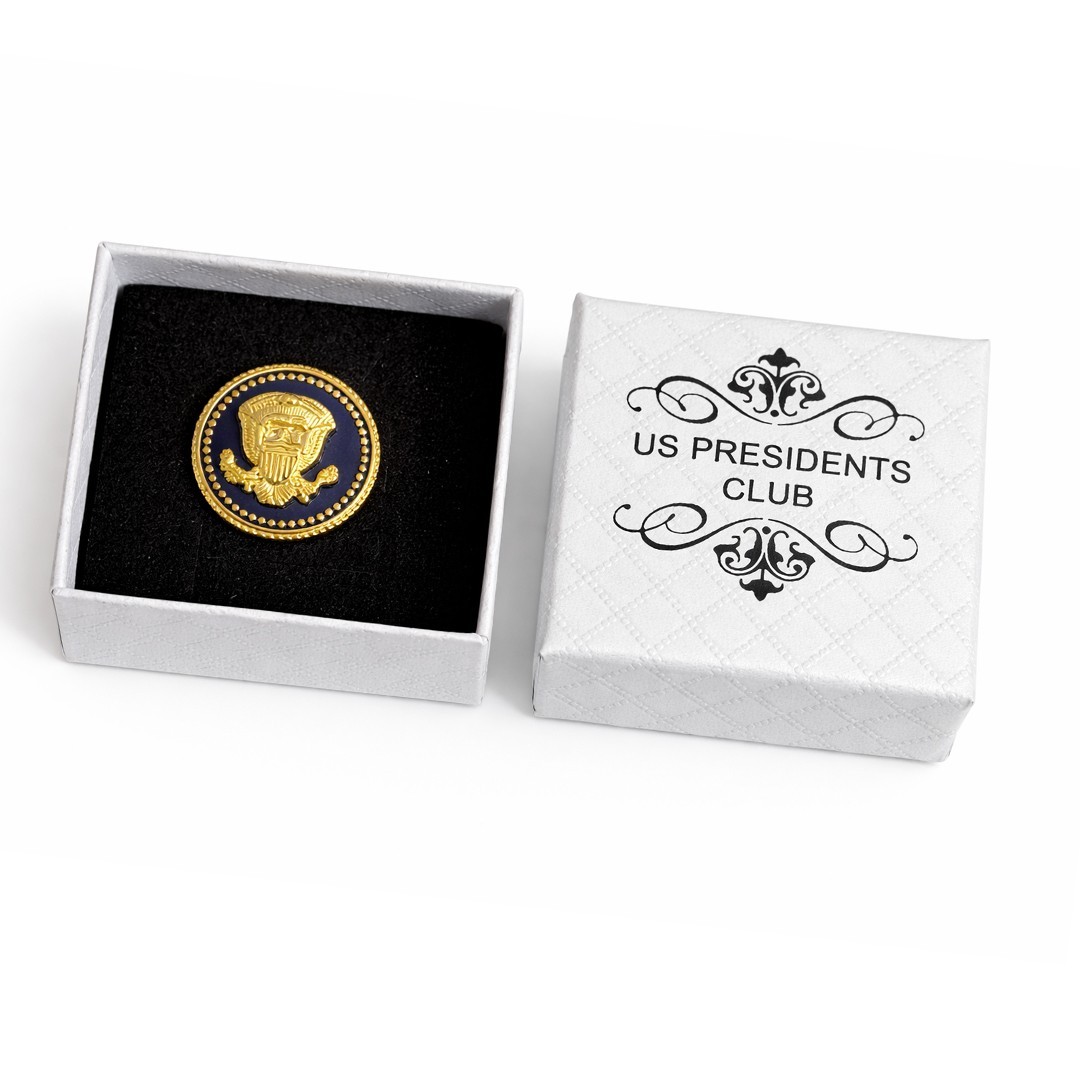 Premium Presidential Seal Pin – President Donald Trump 24k Gold Plated Lapel Pin