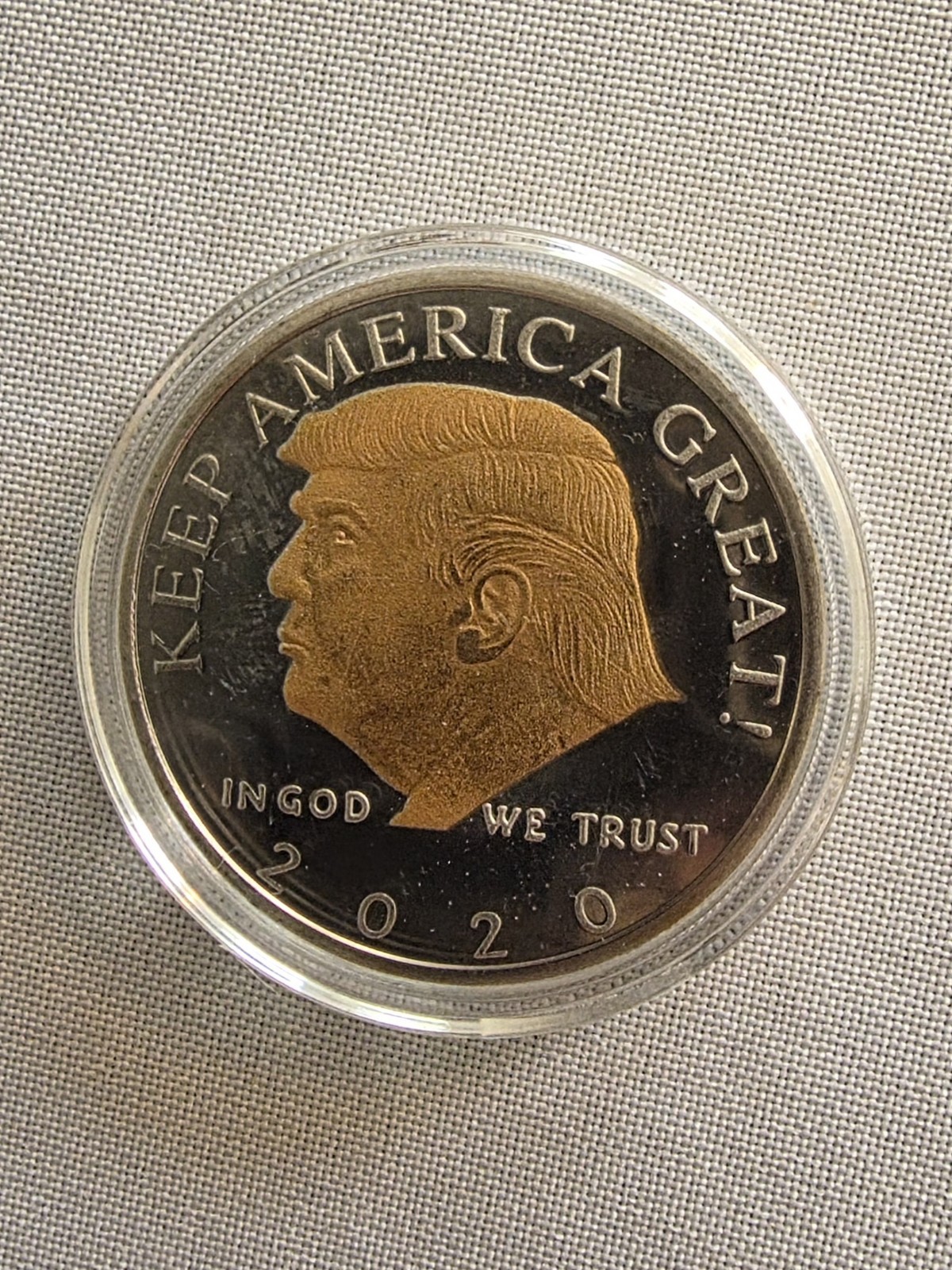 Donald Trump 2020 Keep America Great Commemorative Coin