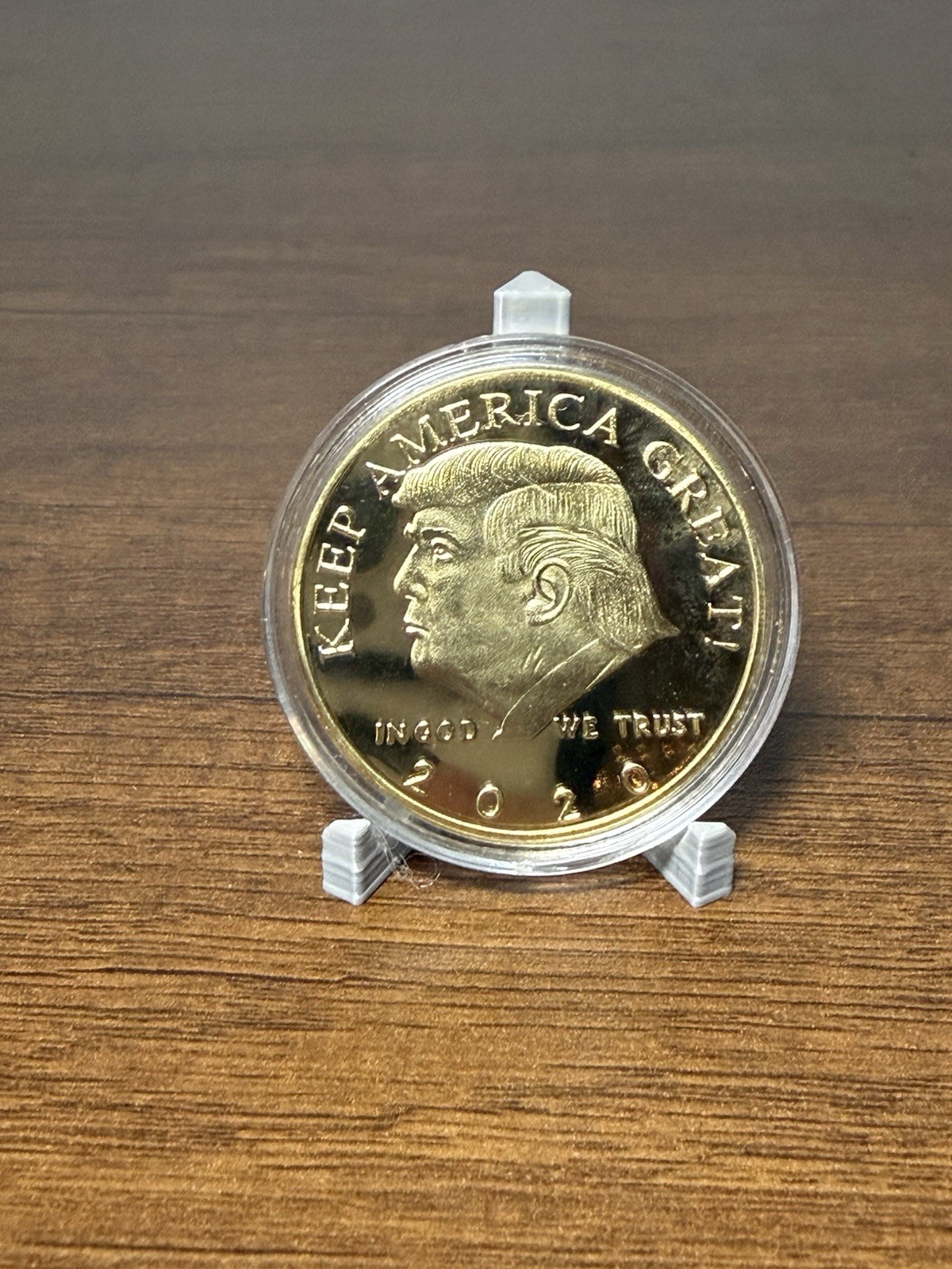 24K Gold Plated “Keep America Great” Donald Trump 2020 Commemorative Coin