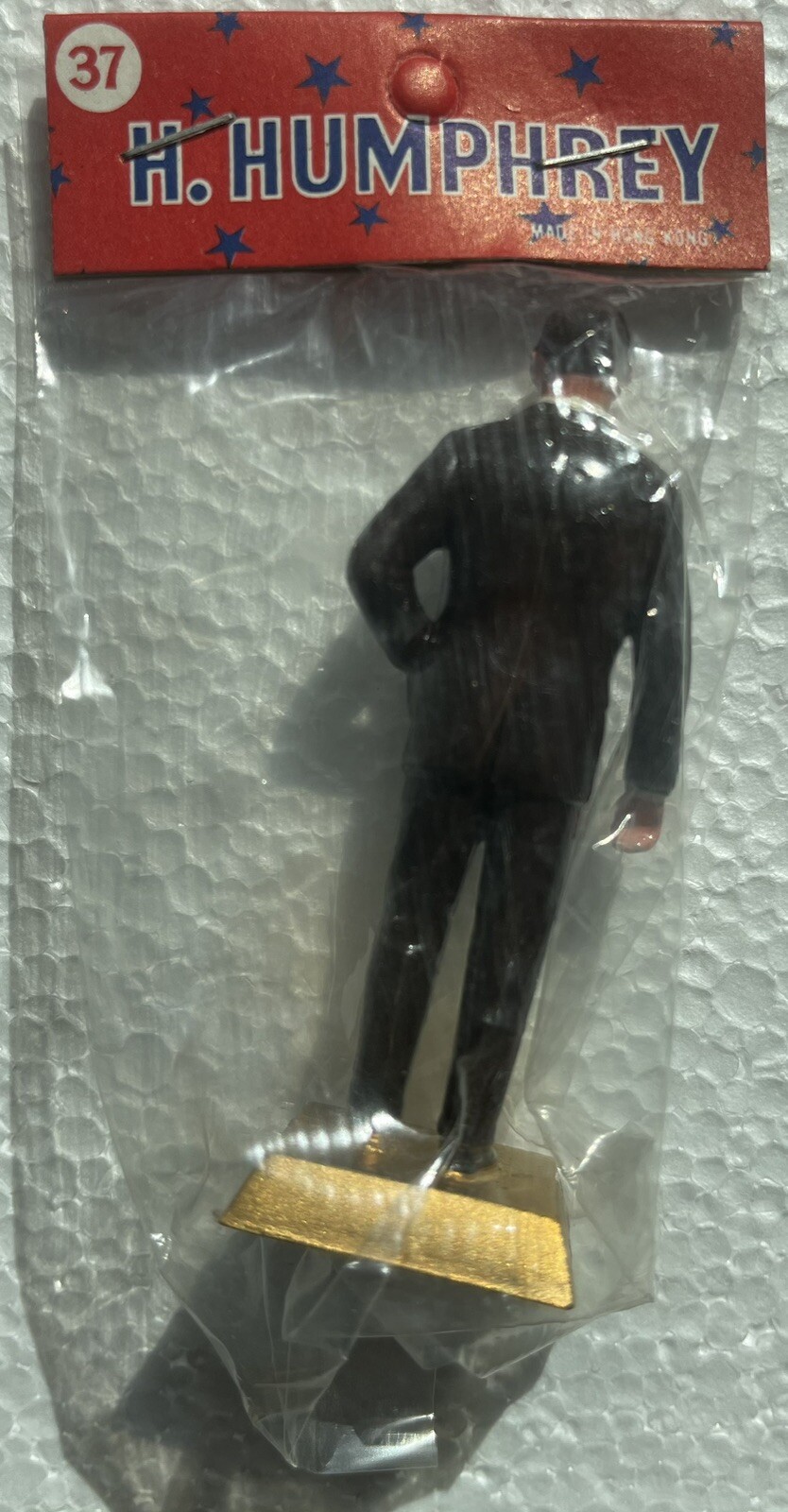 1968 PRESIDENT HUBERT HUMPHREY TOY FIGURE BOX of 24 FIGURES VINTAGE NEW NOS