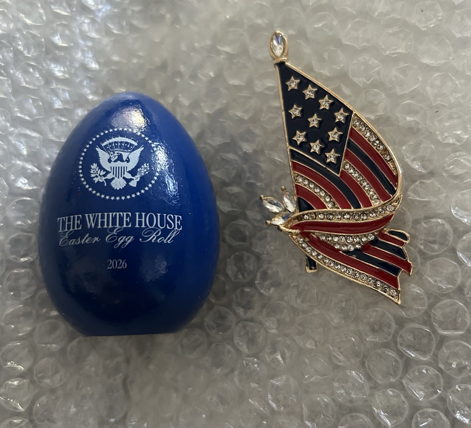 WHITE HOUSE Signature CHALLENGE GOLD COIN THUMP + WOOD BOX REPUBLICAN MAGA GOP