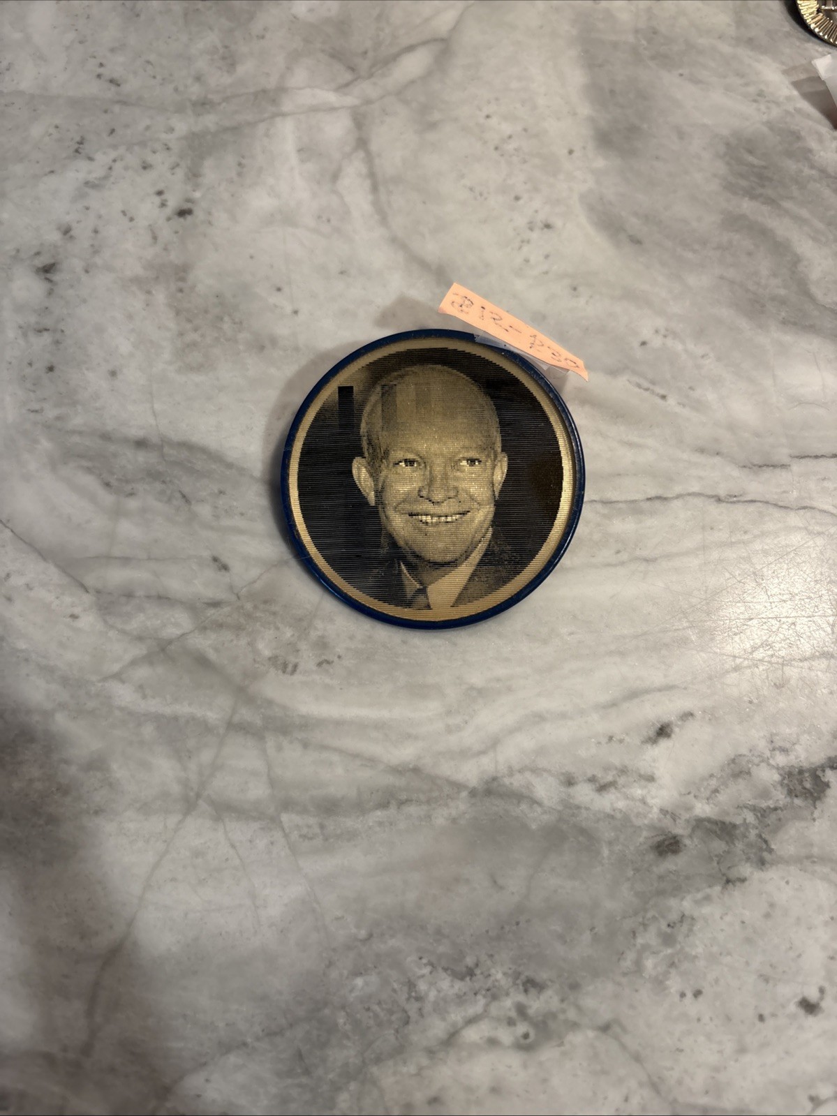 Dwight D Eisenhower Winking Campaign Pin Lenticular Flasher