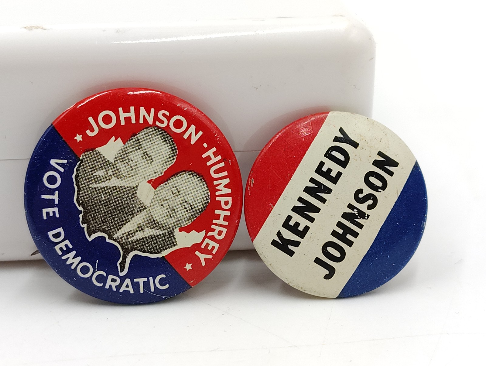VTG 1960s Democratic Presidential Campaign Pinback Buttons Kennedy Johnson