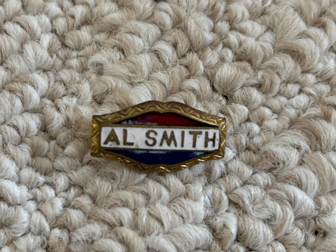 Original 1928 presidential lapel pin for Democratic nominee Alfred E. Smith