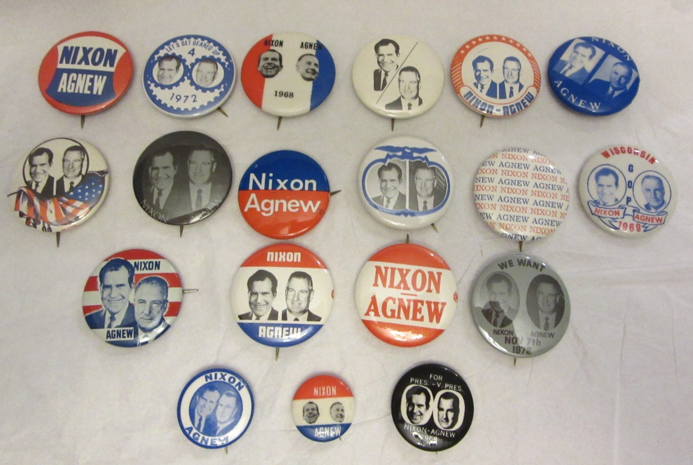 19 VTG Nixon & Agnew in ’68 & ’72 Pins Button – Richard Nixon & Spiro Agnew