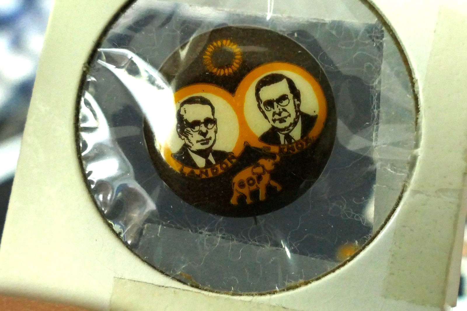 1936 Alfred E. Al Landon Frank Knox Jugate Presidential Campaign Pin Pinback 7/8