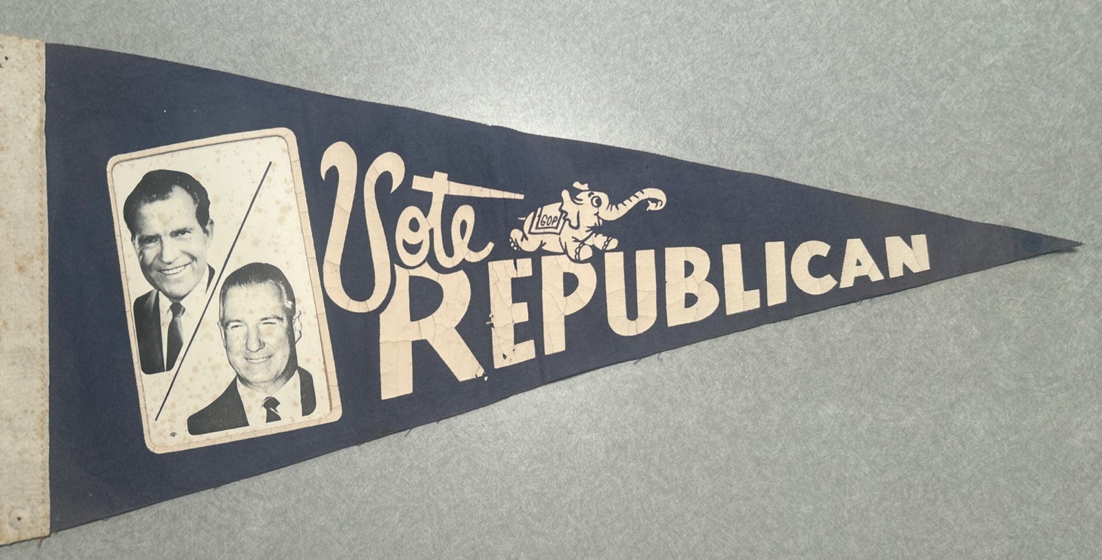 Nixon Agnew jugate Vote Republican political pennant 19 1/2” x 9”