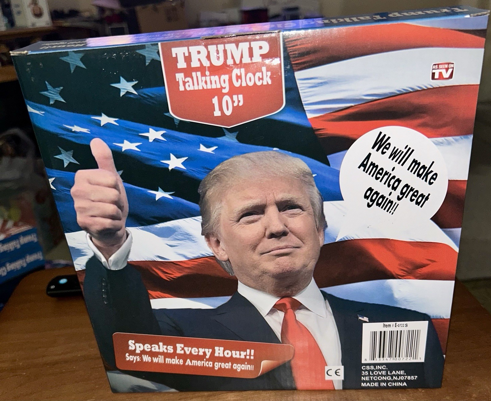 NEW President Donald Trump Talking Clock Let’s Make America Great Again!