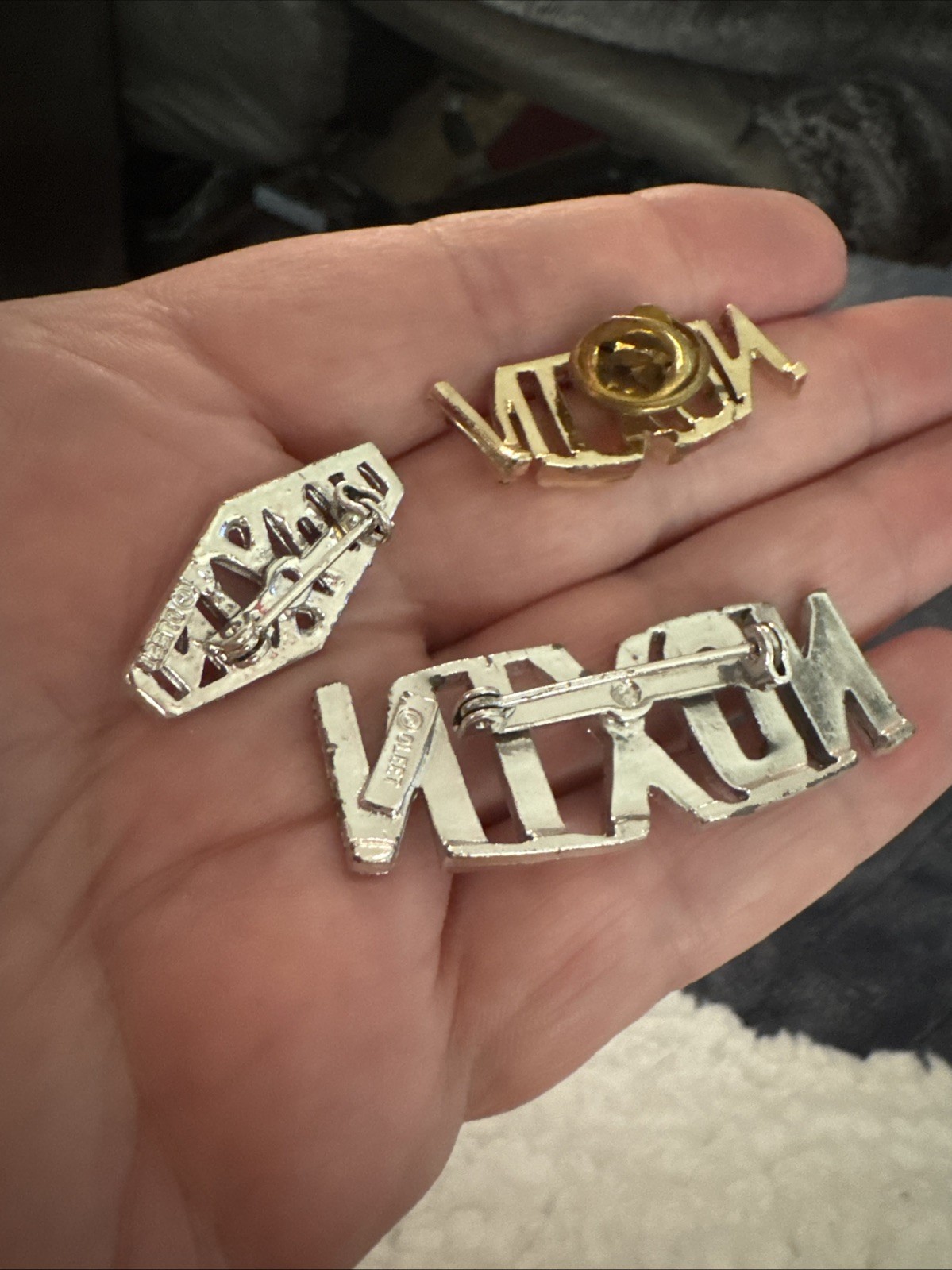 Vtg Clear RHINESTONES Presidential Memoribilia NIXON Brooch Pin Lot Of 3 Gold N