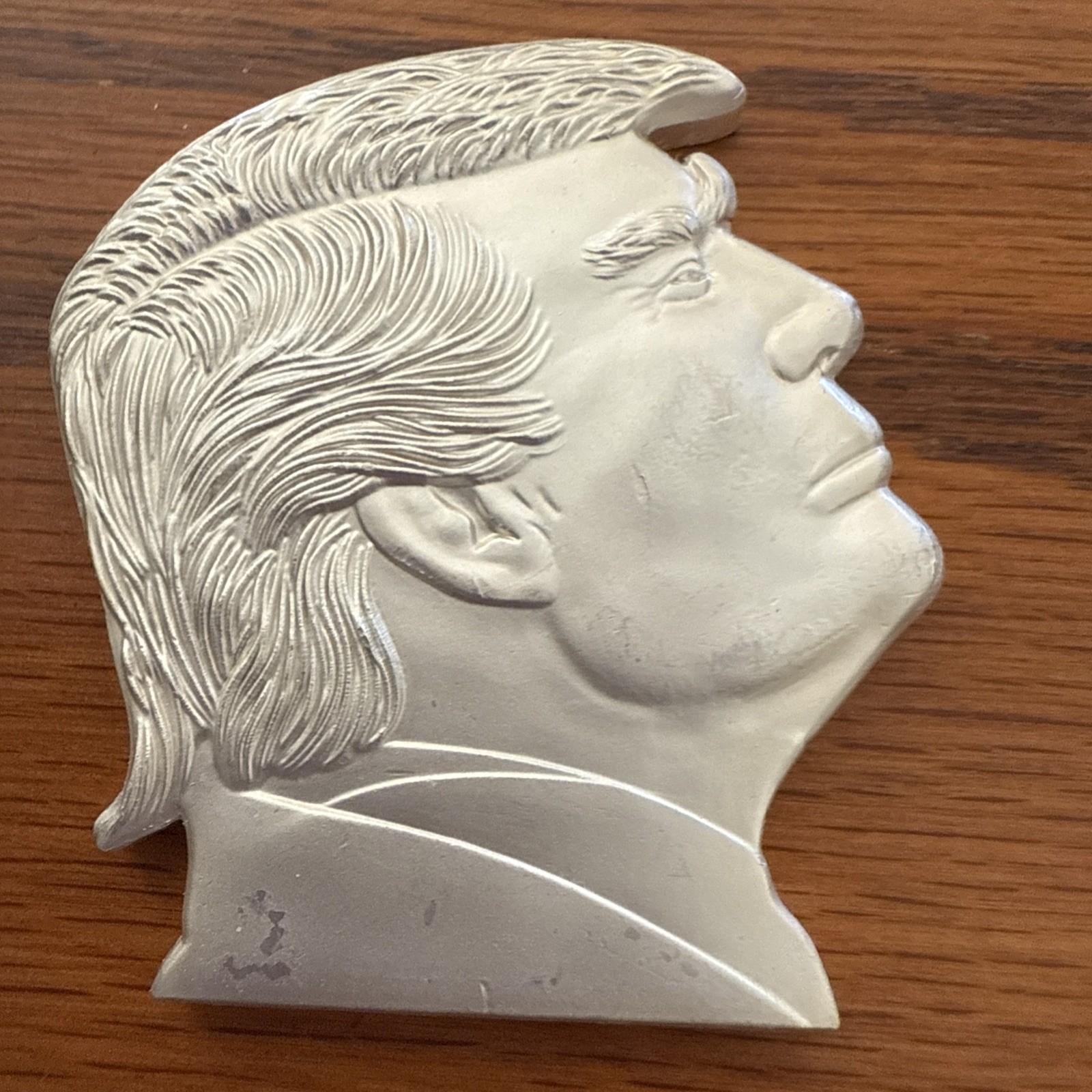 US President Donald Trump Head figurine Silver Plated Novelty Badge Coin