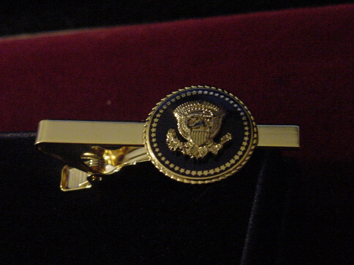 President Joe Biden tie clip – Presidential seal tie clip