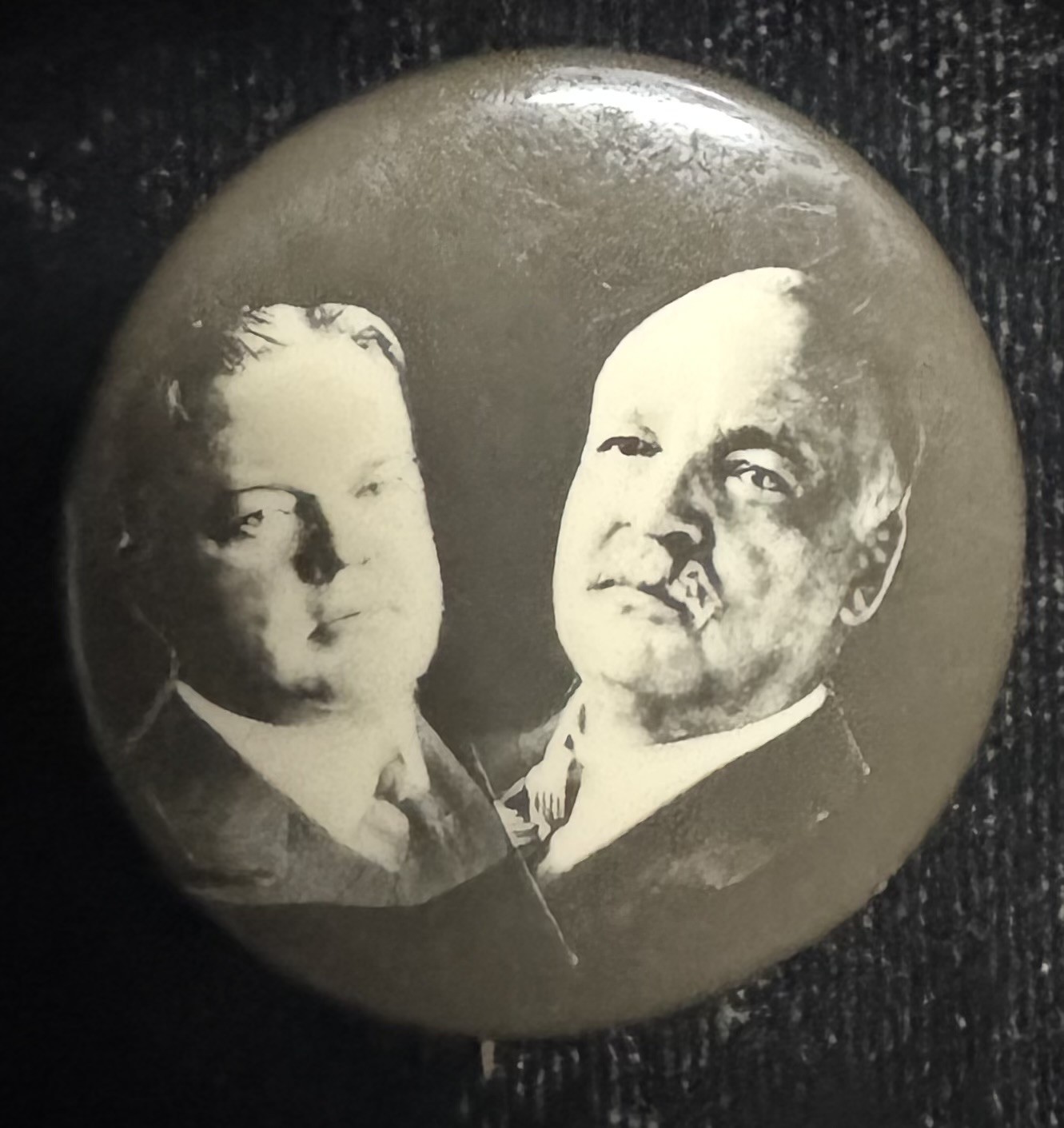 1932 HOOVER-CURTIS 1 1/4″ CELLULOID JUGATE CAMPAIGN BUTTON-UNUSUAL & NEAR MINT!