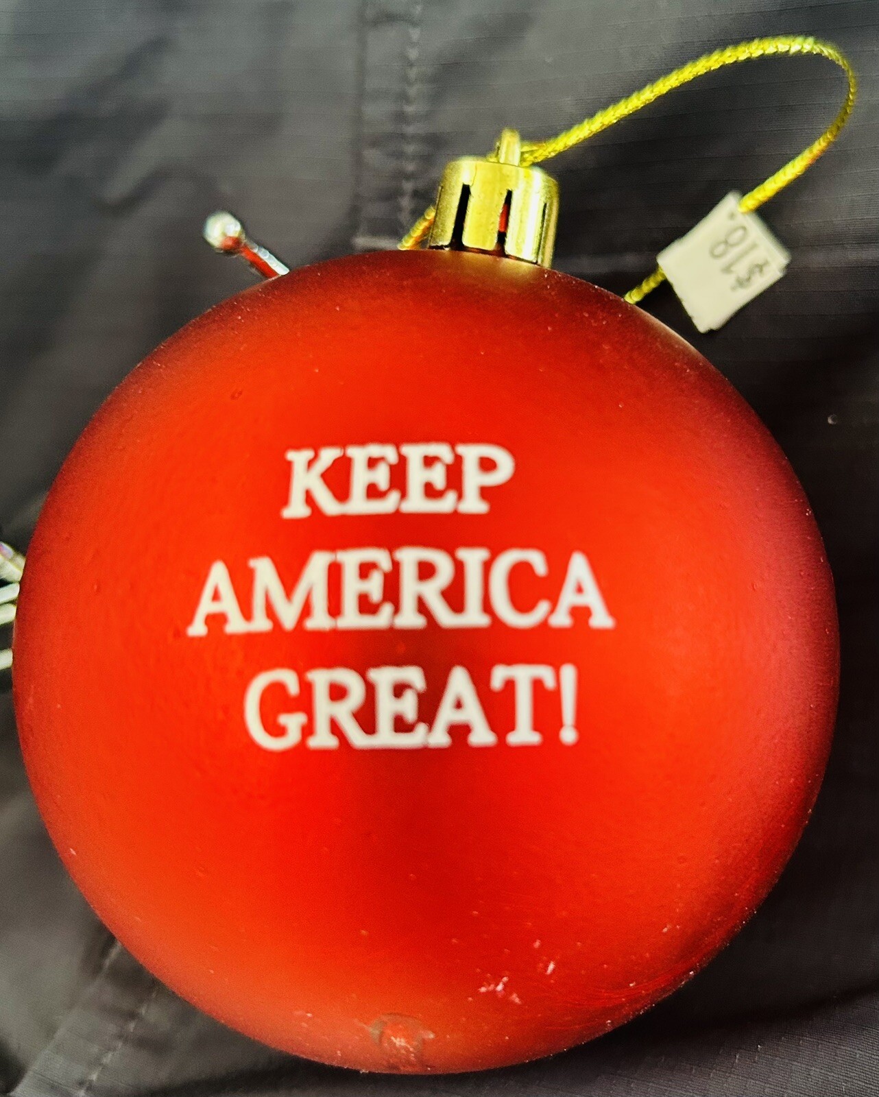 🎄President Trump MAGA _ Keep America Great Christmas Tree Ornament RED