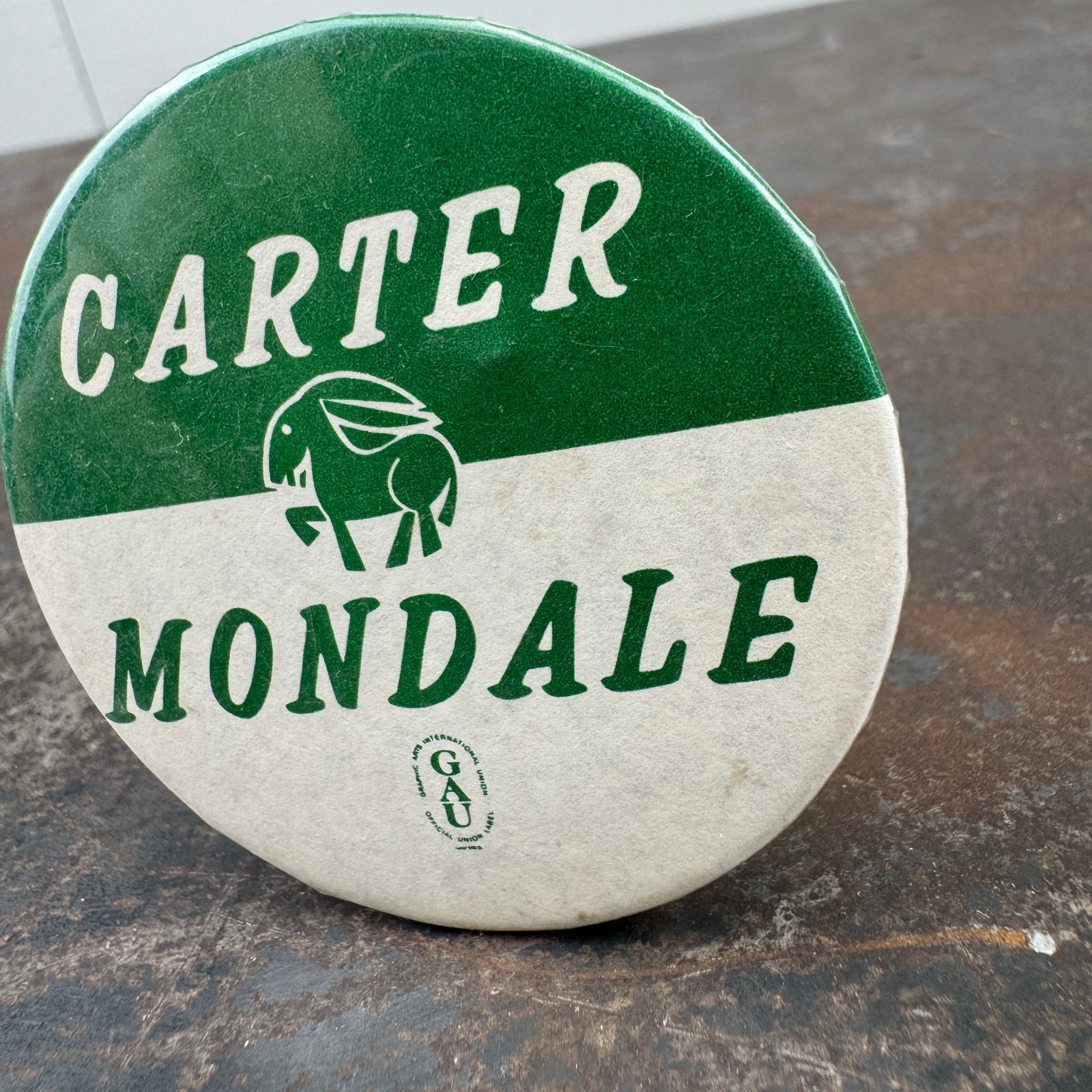 Vtg JIMMY CARTER / WALTER MONDALE 1976 Presidential Campaign Button GREEN GAU