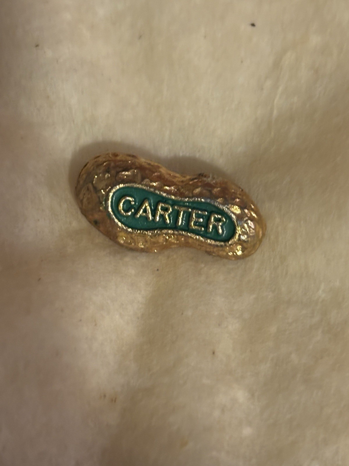Jimmy Carter Peanut 1976 Campaign Lapel Pin Green & Gold Colors