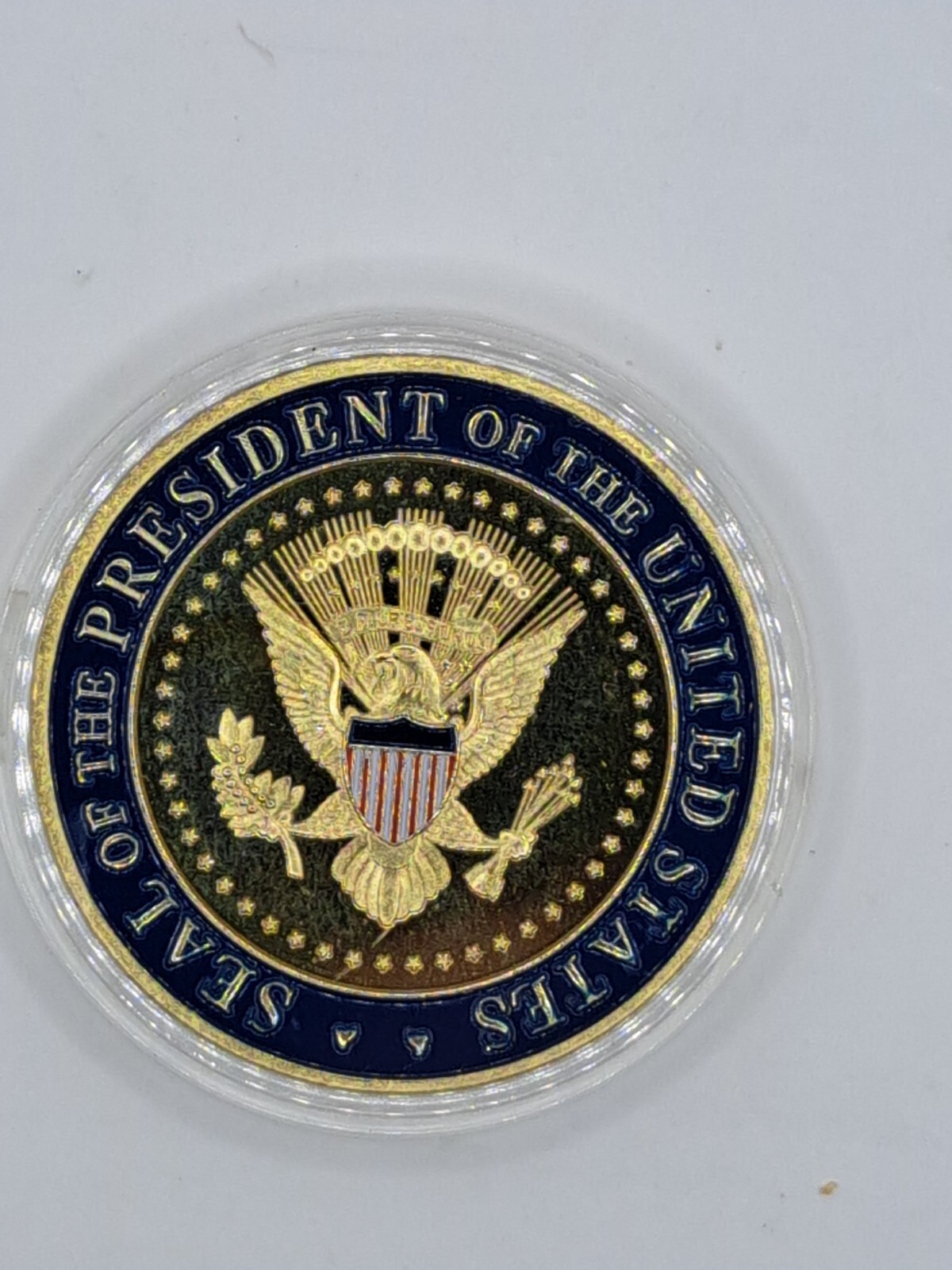 Donald Trump 45th President- Seal of the President reverse side commemorati coin