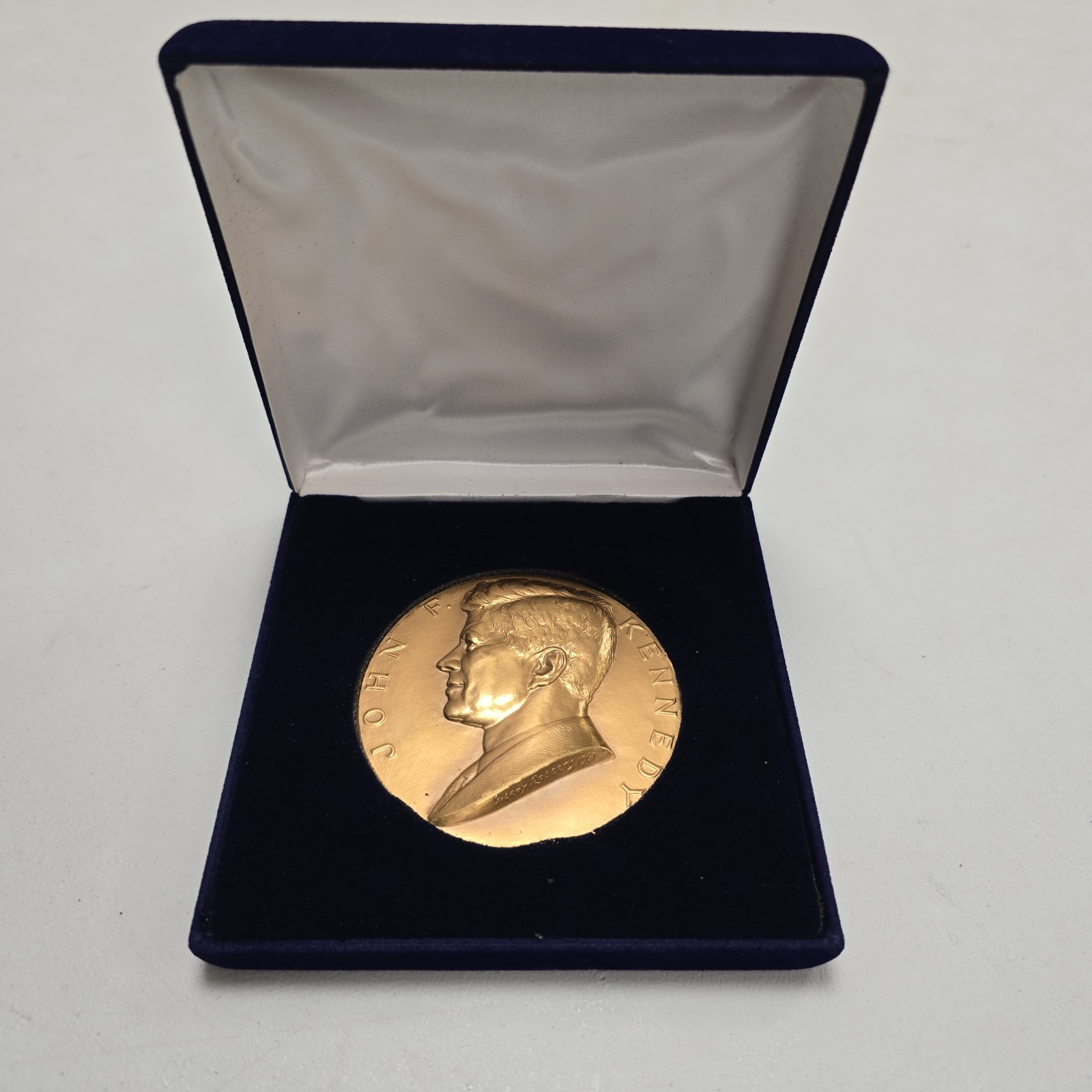 Vintage Bronze Commemorative Coin Paperweight John F Kennedy 3″ Medal