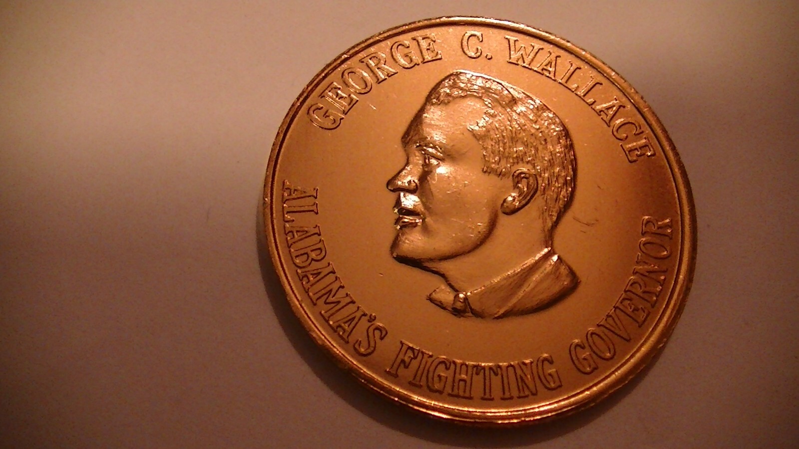 GEORGE C WALLACE ALABAMA’S FIGHTING GOVERNOR STAND UP FOR AMERICA MEDAL 1968