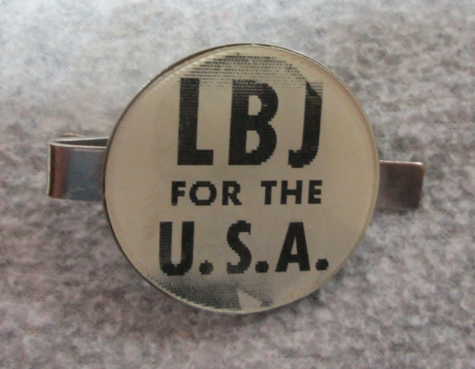 1964 President Johnson LBJ for the USA Mens TIE BAR w/ FLASHING IMAGES