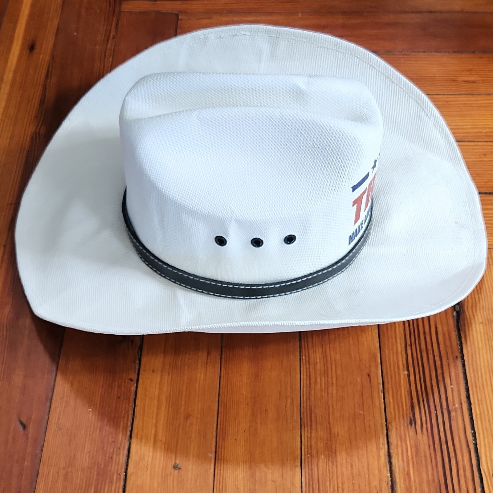 MAKE AMERICA GREAT AGAIN White Western Cowboy Hat Campaign Collectible