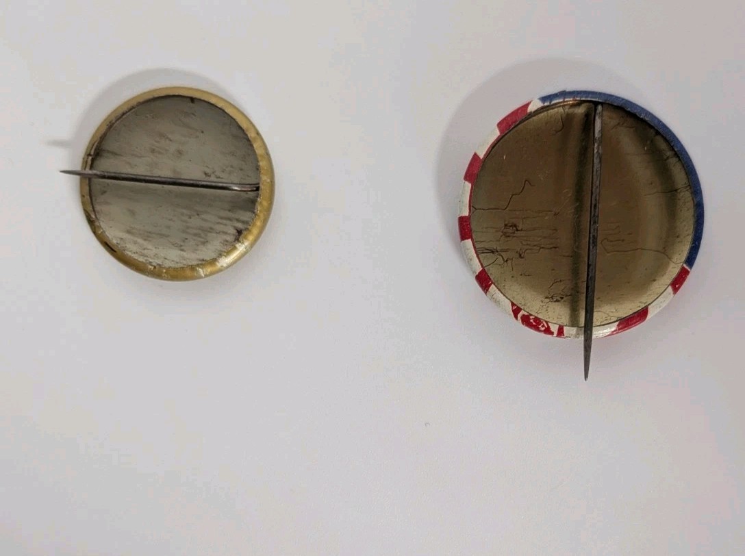 1964 Barry Goldwater Pinbacks Plastic/Cardboard Glasses Campaign