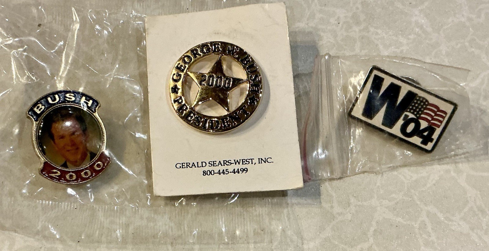3- Vintage George W Bush 2000 And 2004 Campaign Pin Backs