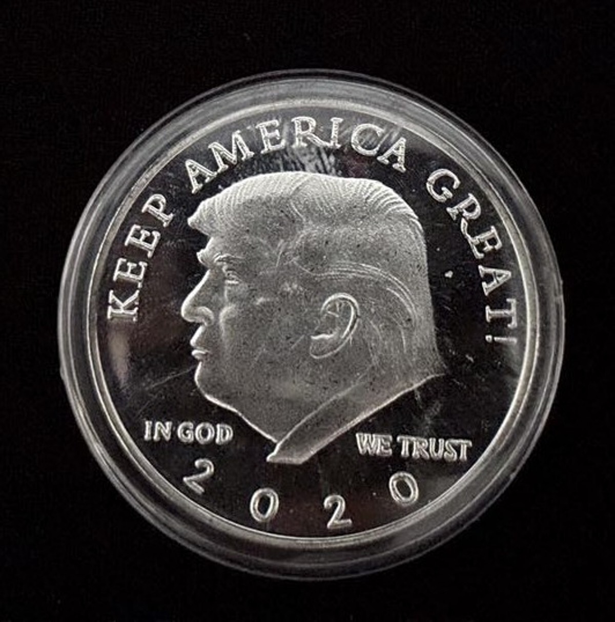 2020 DONALD TRUMP KEEP AMERICA GREAT Commemorative Silver-Plated Challenge Coin