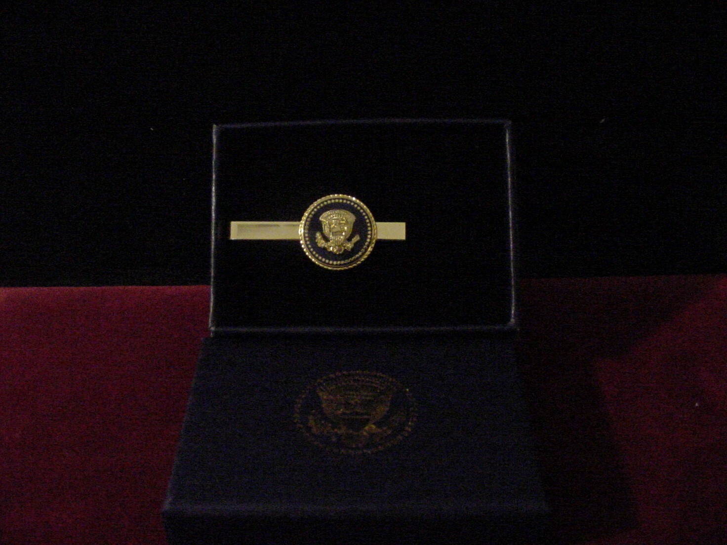 President Joe Biden tie clip – Presidential seal tie clip
