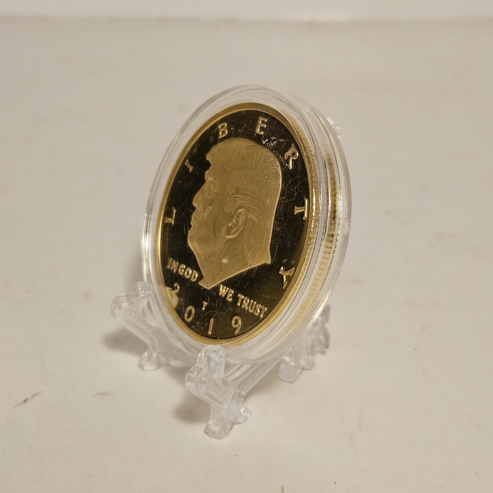 Donald J. Trump 2019 Gold Plated Challenge Coin 45th President Of United States