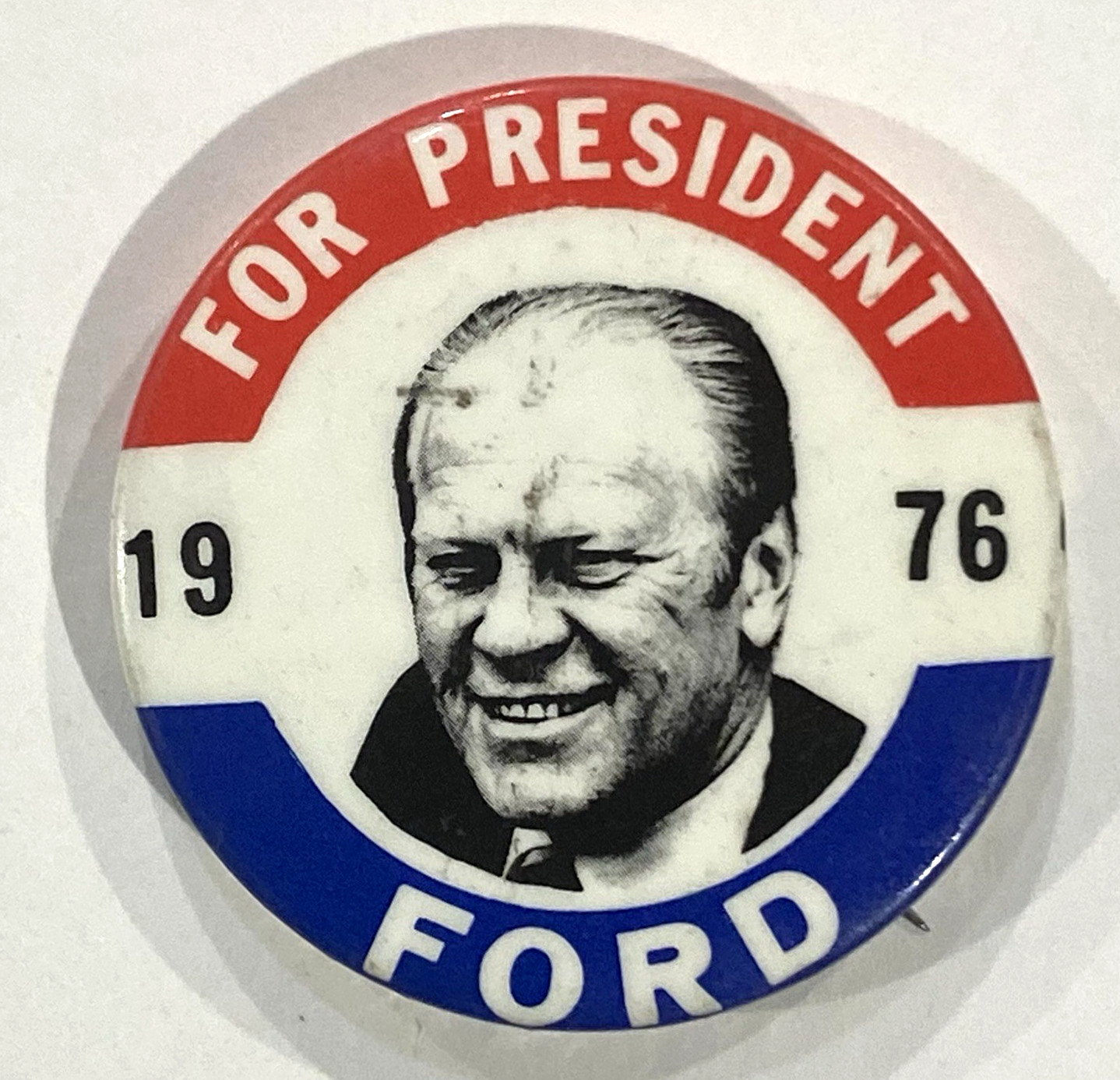 Gerald Ford for President 1976 Political Pinback Button Presidential Campaign