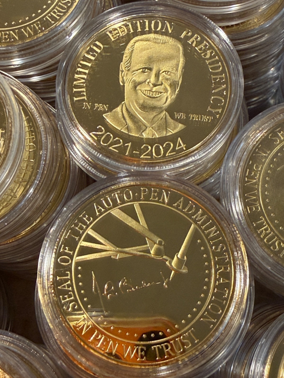 Joe Biden Chaos Coin, Commemorative Golden 1oz Novelty, Auto-Pen Admin. 🇺🇸