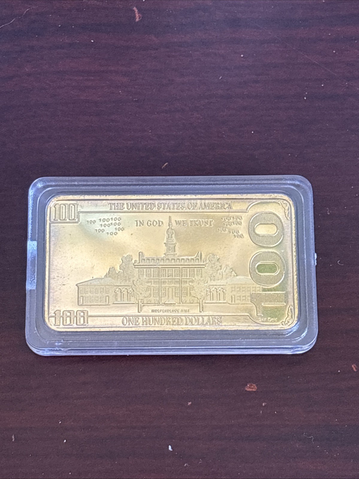 US President Donald Trump $100 Dollors Gold Plated Commemorative Bar Coin Gift