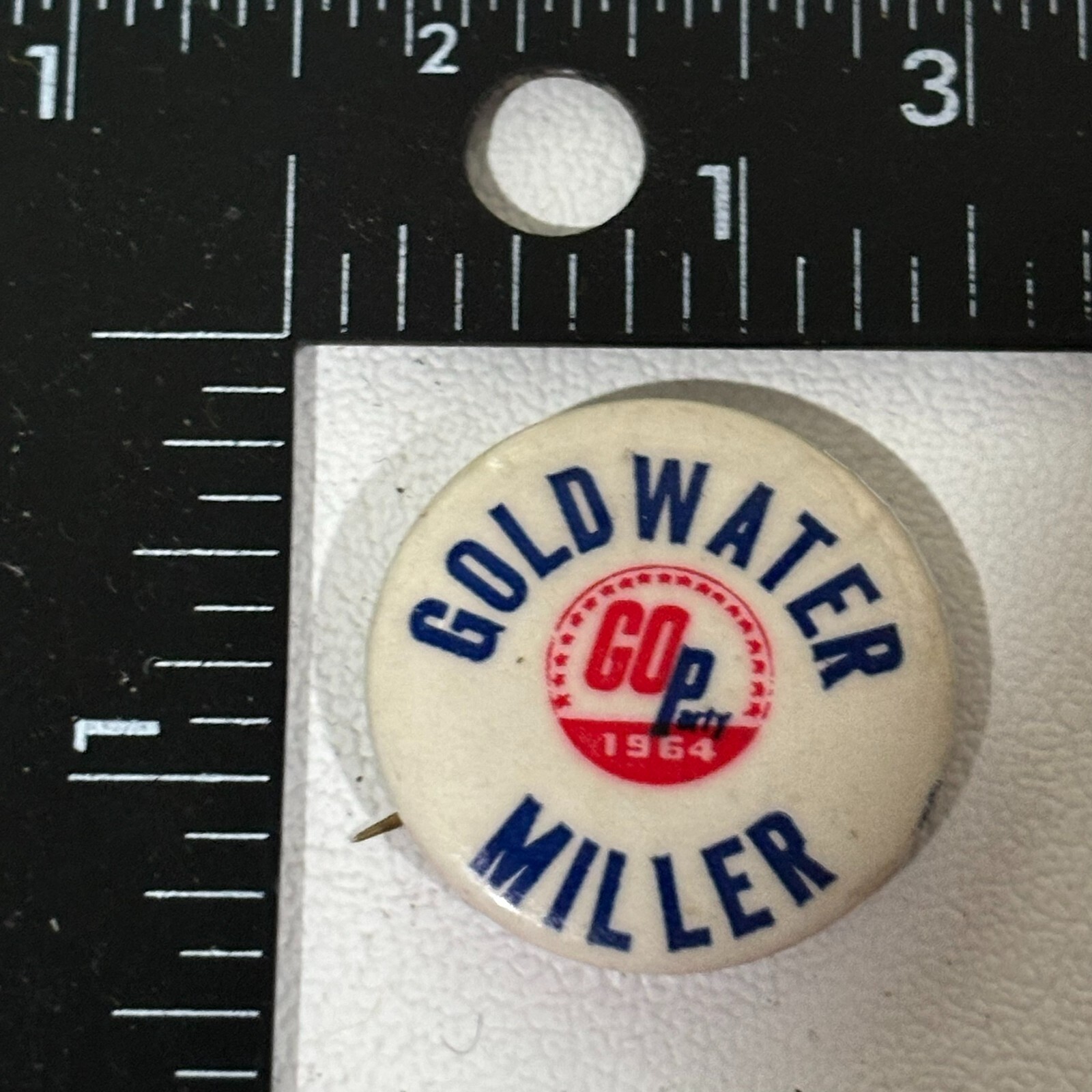 1964 Arizona BARRY GOLDWATER WILLIAM E MILLER GO GOP PARTY Pinback Button M015