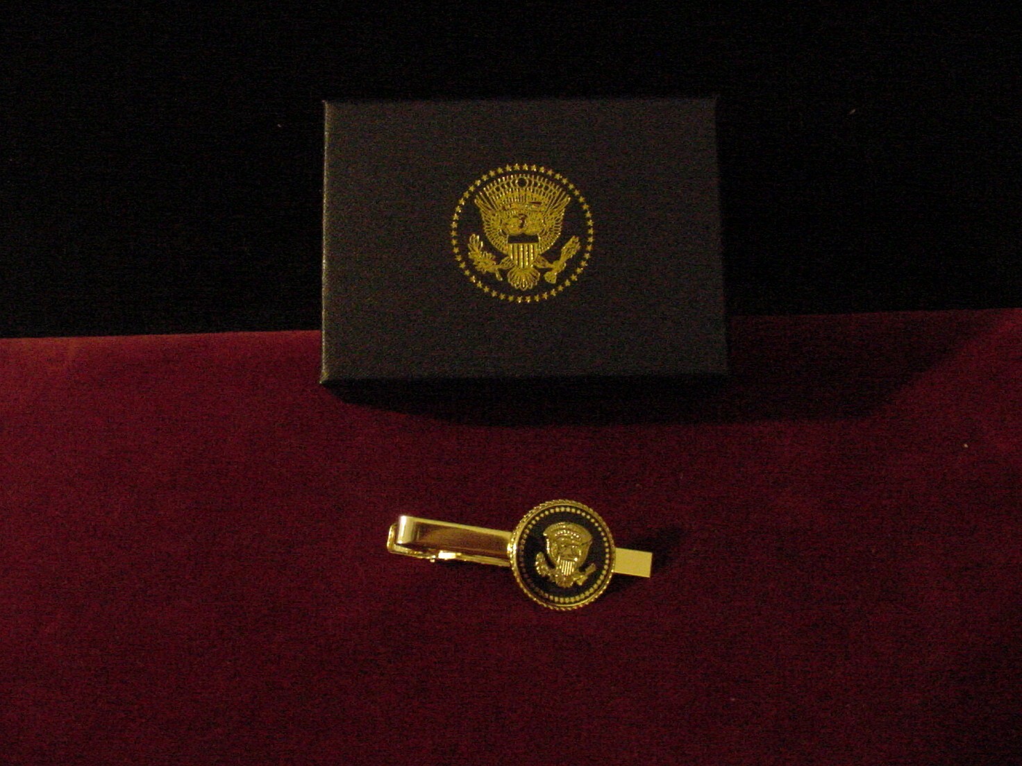 President Joe Biden tie clip – Presidential seal tie clip