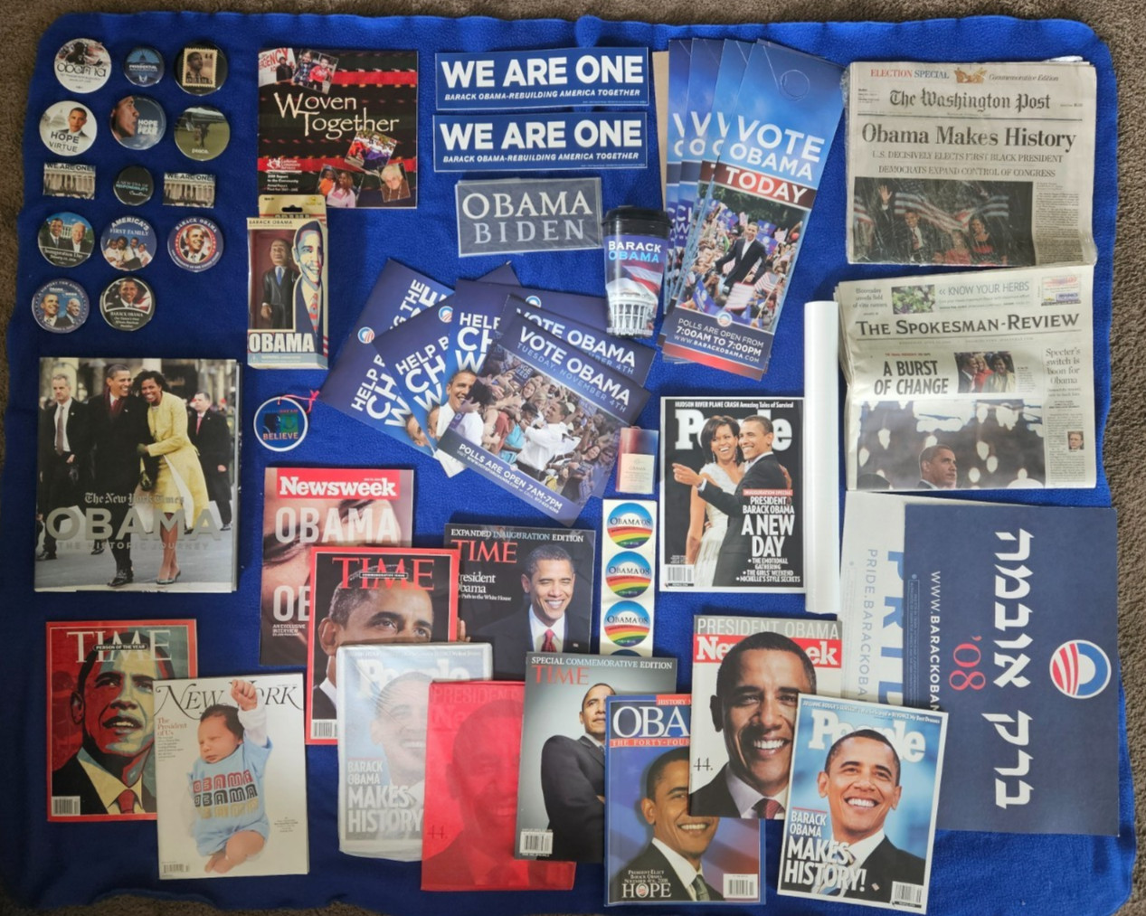 BARACK OBAMA Political Campaign Pins Buttons Books, posters, stickers, magazines