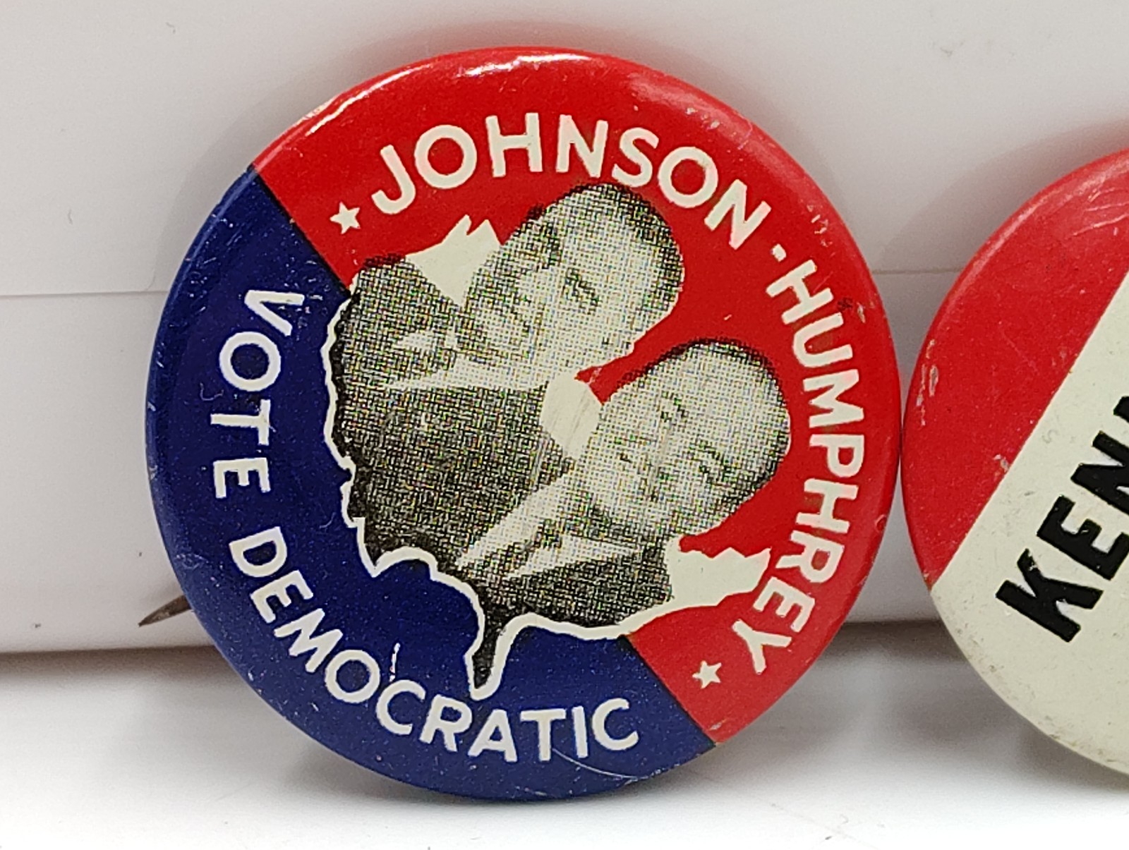 VTG 1960s Democratic Presidential Campaign Pinback Buttons Kennedy Johnson