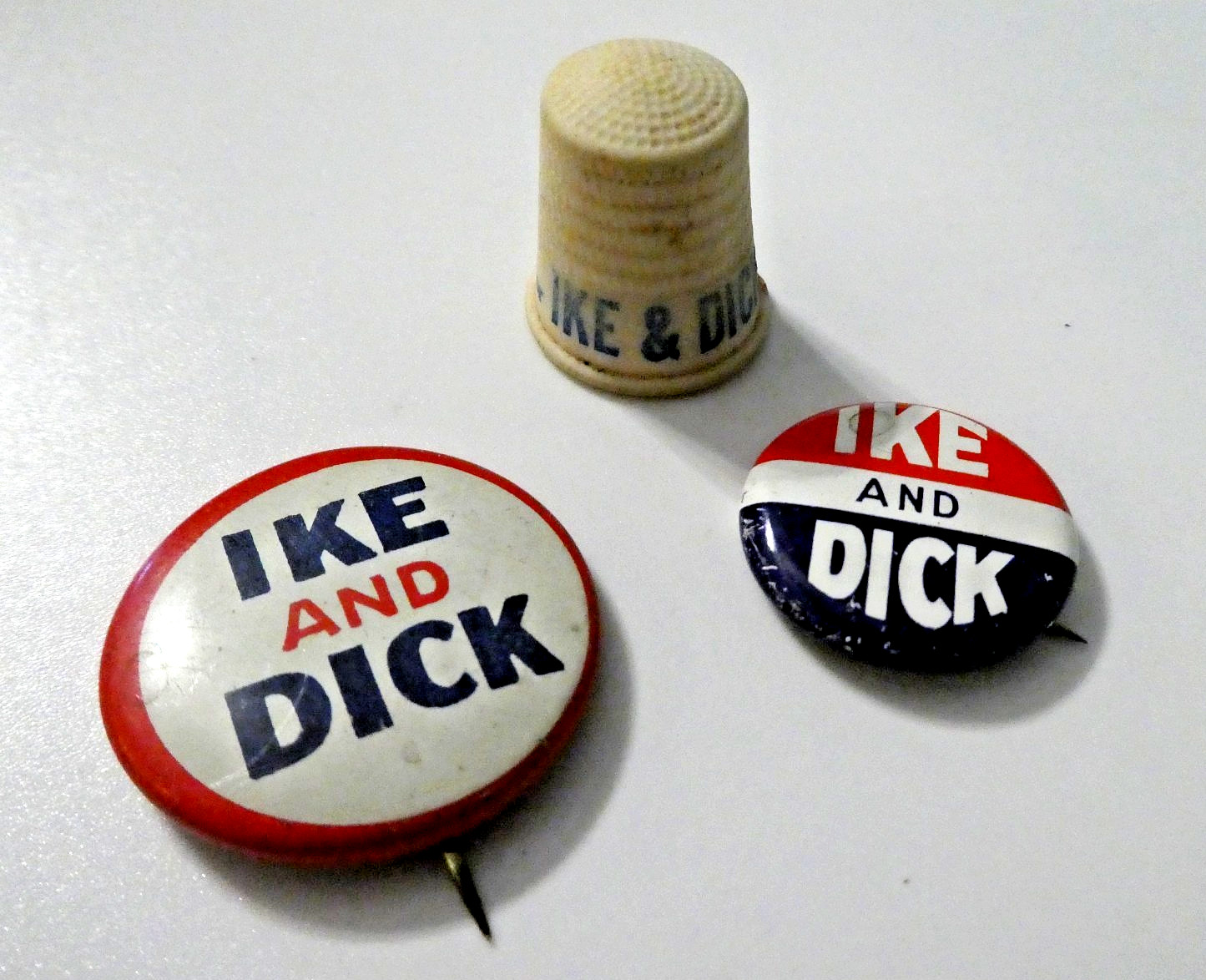 Rare 1952 Presidential Campaign Thimble IKE & DICK Let’s Sew it up plus Pinbacks