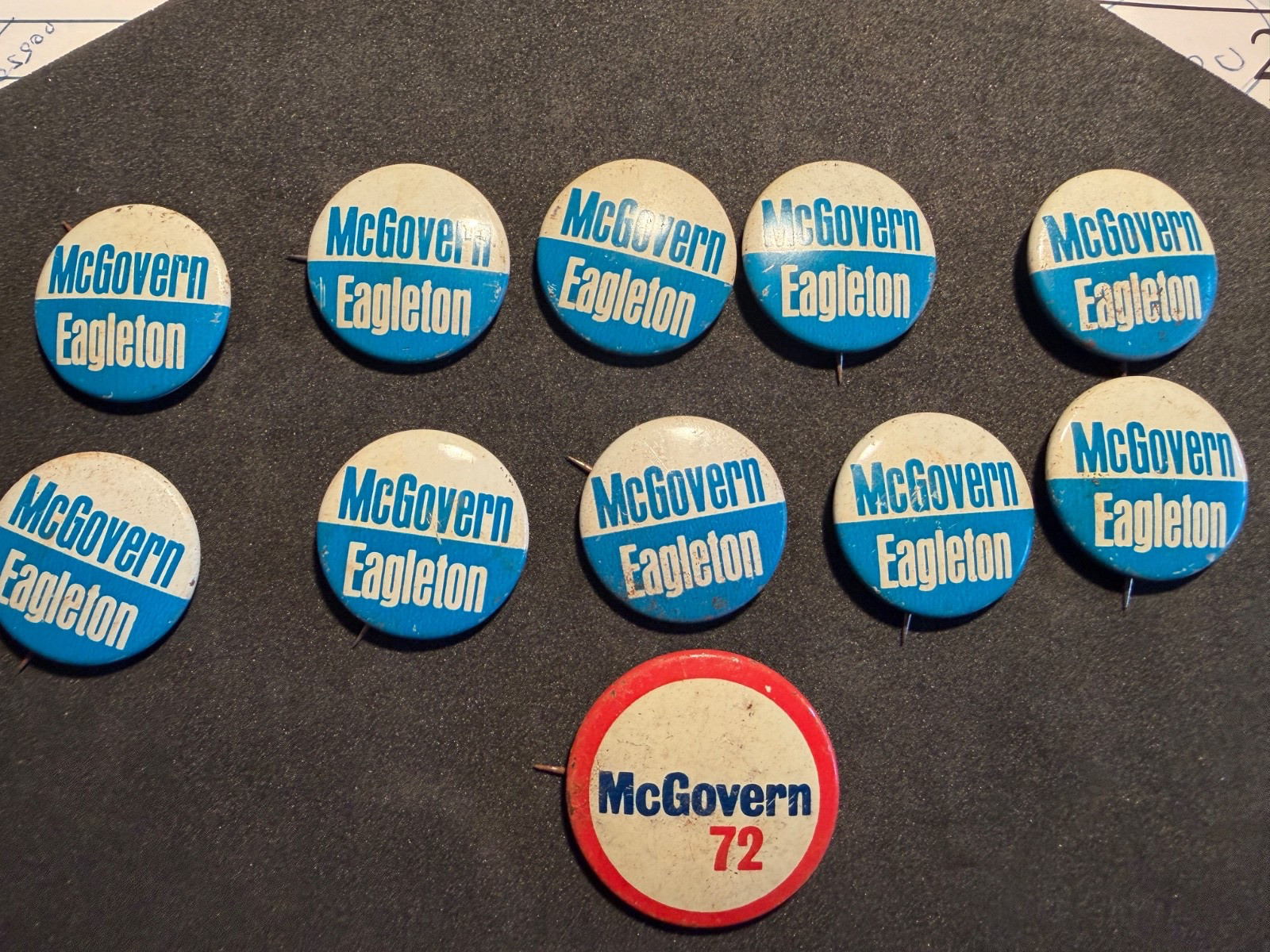11 Campaign Pins 35mm Buttons 1972 George McGovern / Eagleton-FREE SHIPPING!