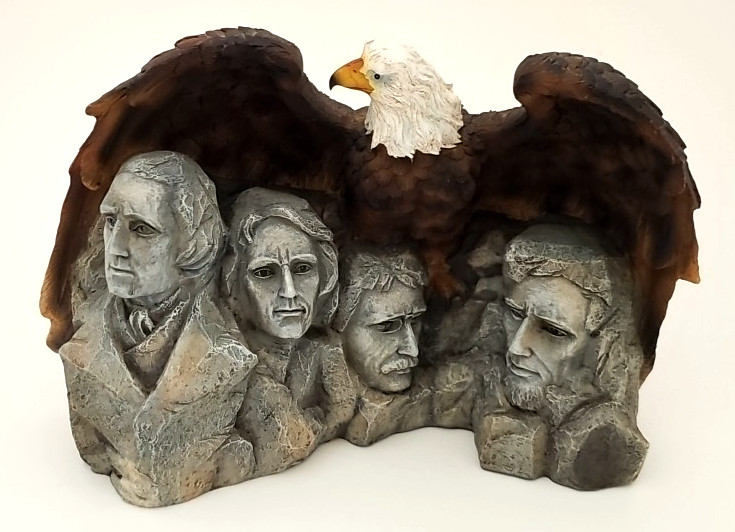 Mount Rushmore with Eagle Statue Approx. 9×6.25 Patriotic Presidential Sculpture