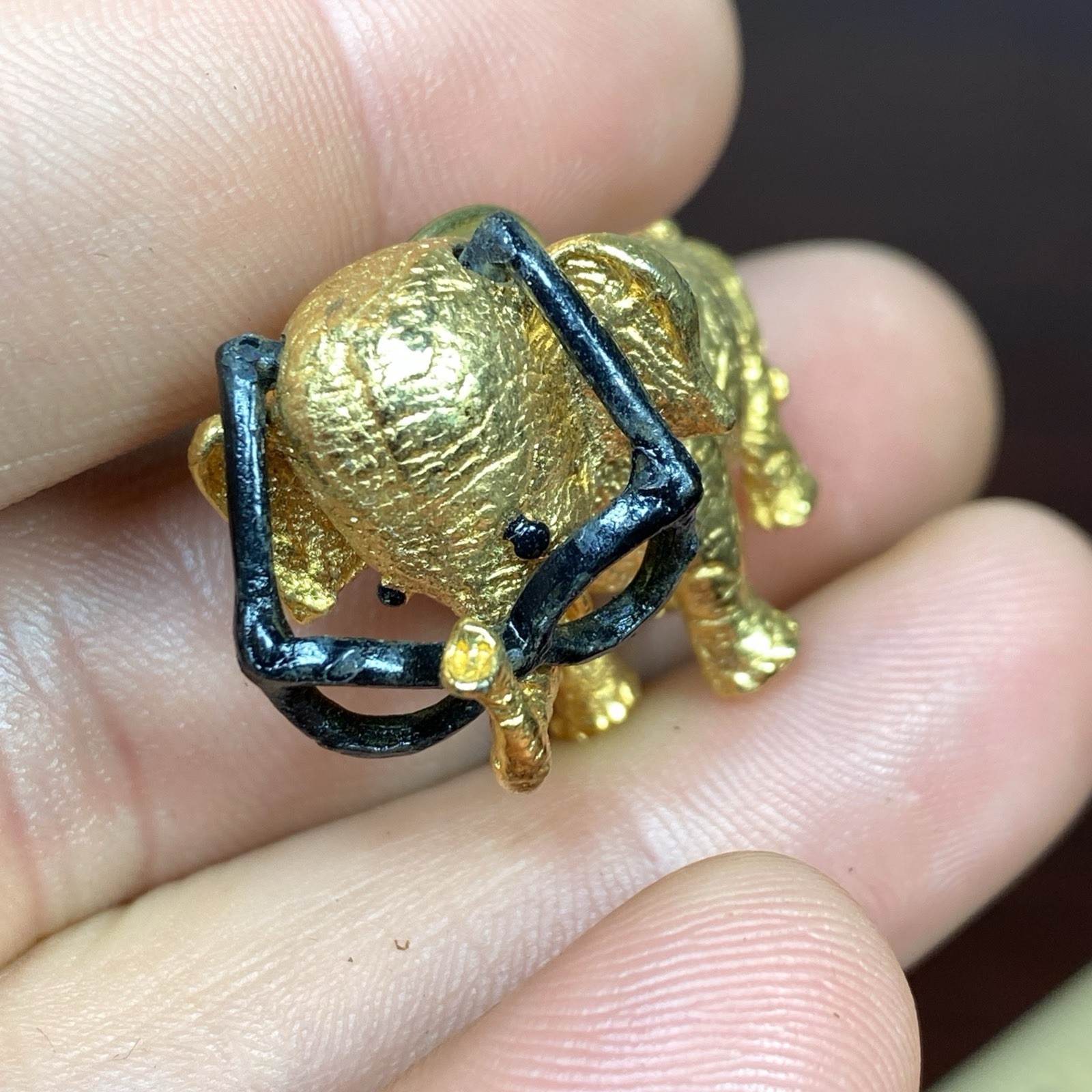 1964 GOP Barry Goldwater Elephant w/ Glasses Political Gold Tone 3D Lapel Pin