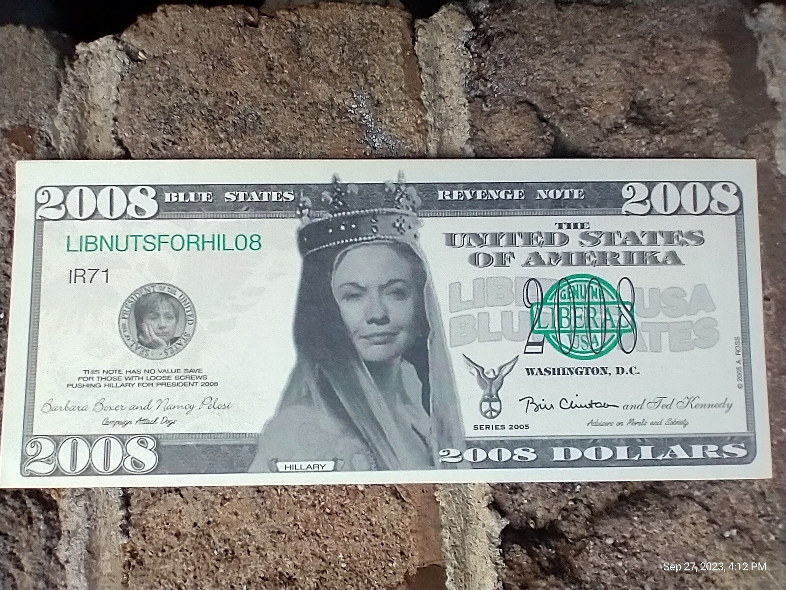 Hillary Clinton 2008 Presidential Campaign Novelty Dollar Bill Play Money Gag