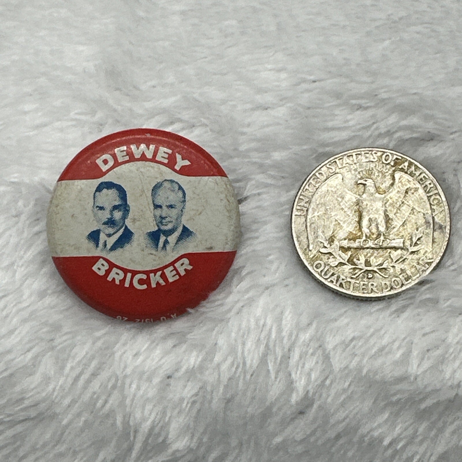 1944 THOMAS DEWEY / JOHN BRICKER 1 1/8″ political campaign button / pin