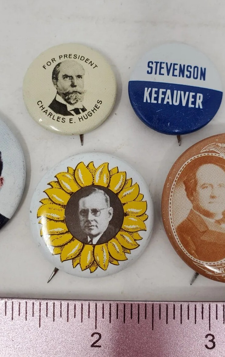 Mixed Lot of Campaign Political Pins Buttons Vtg Dewey Stevenson Willki More