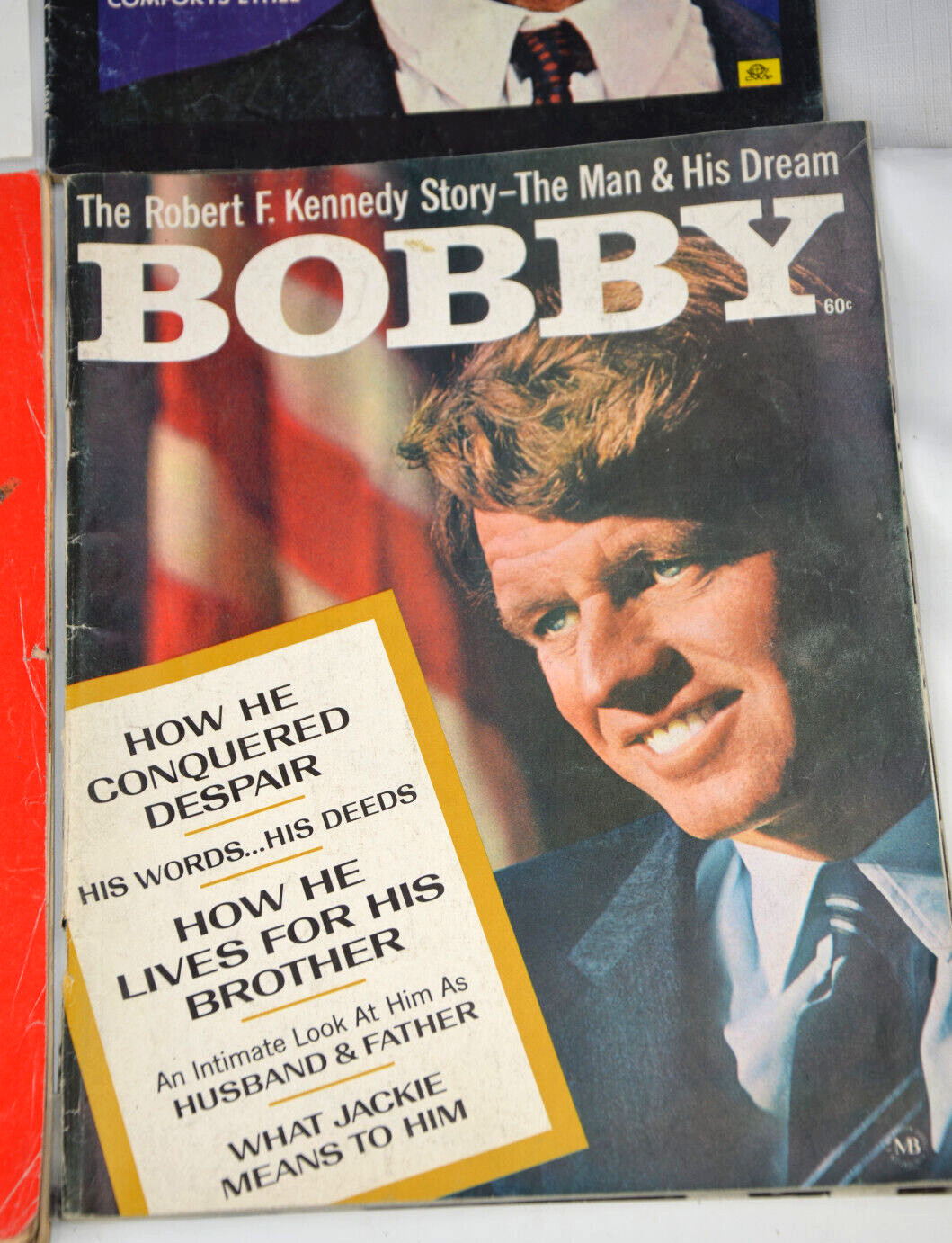 SENATOR ROBERT KENNEDY 1968 PRESIDENTIAL NEWSLETTER + Press Photo Magazine Lot