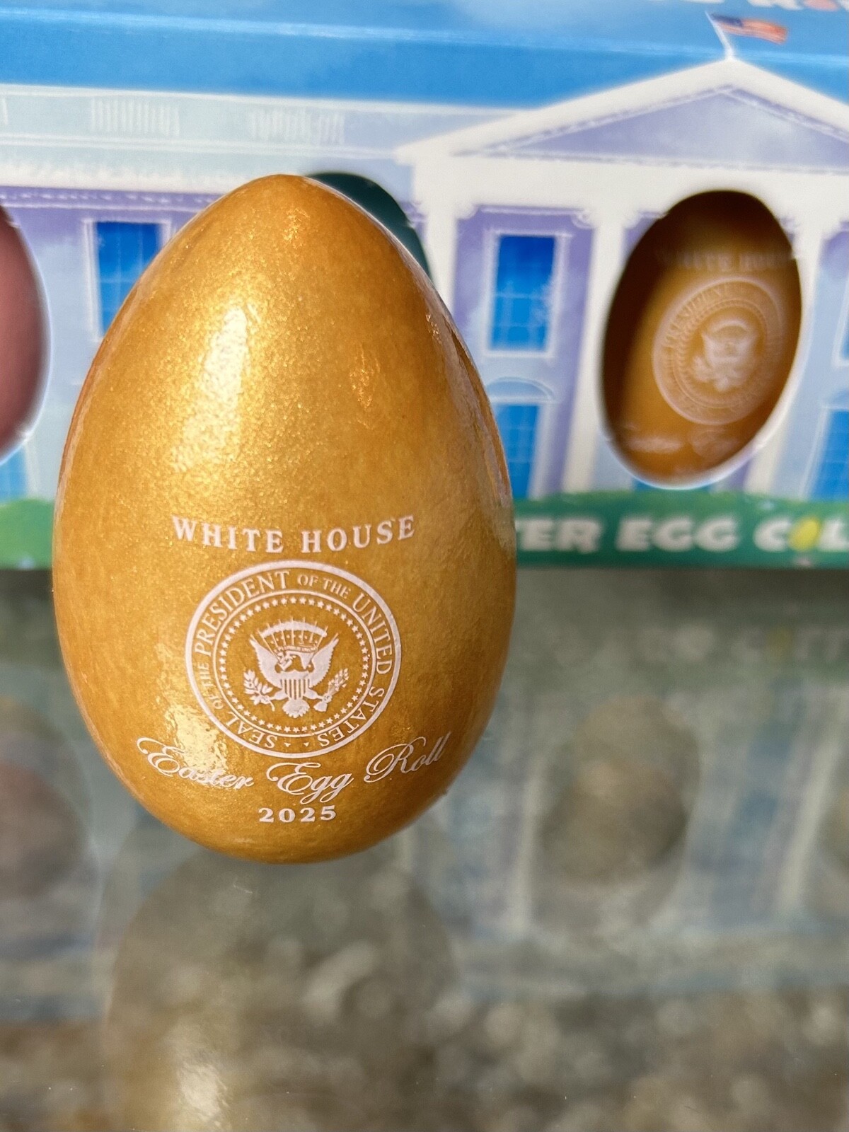 WHITE HOUSE CHALLENGE COIN ENAMEL GOLD METAL PRESIDENT EAGLE SEAL MILITARY