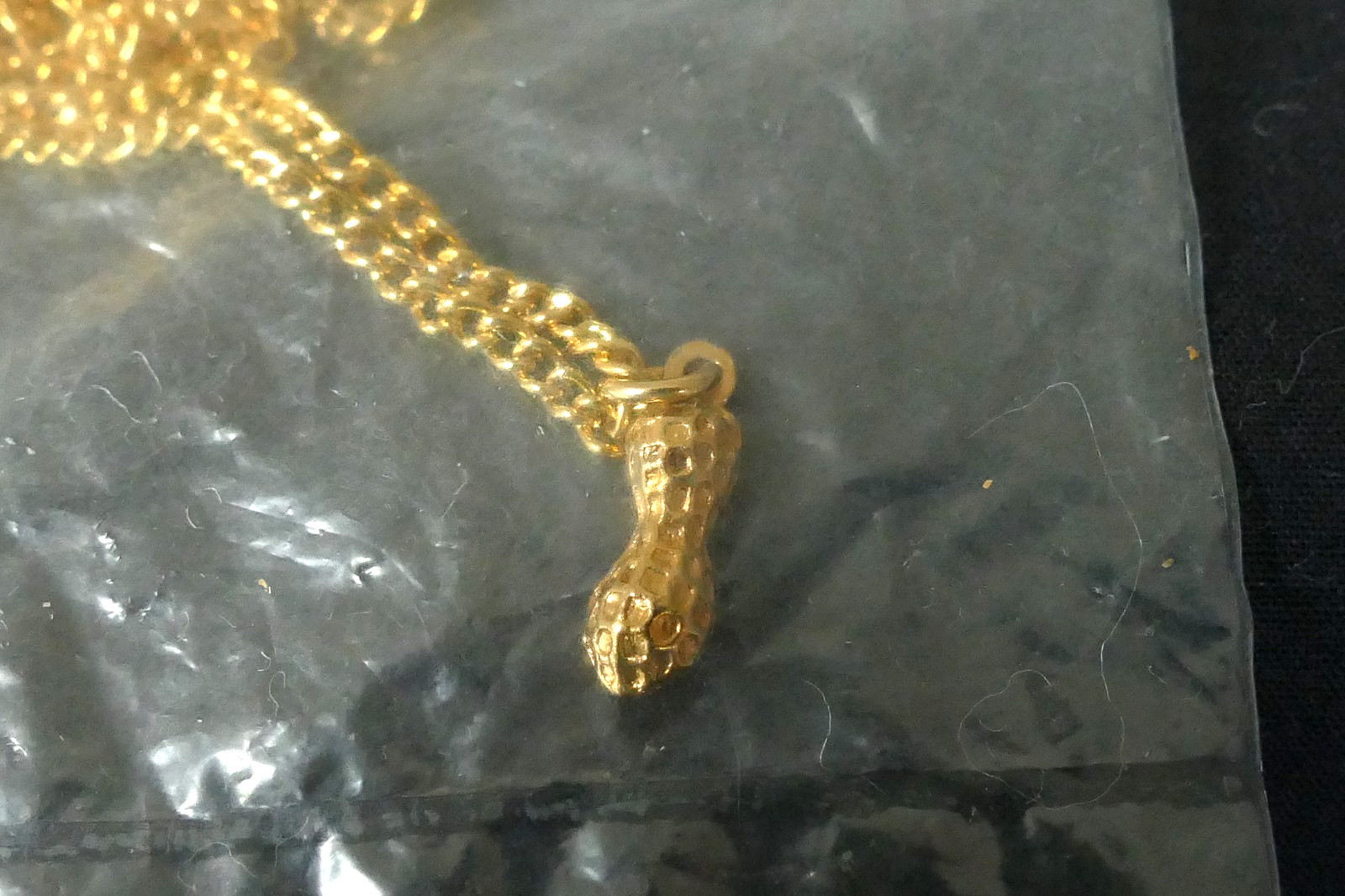 1976 Jimmy Carter Campaign Gold-Tone Peanut Pendant Necklace Factory Sealed