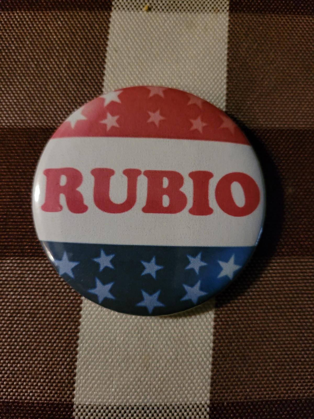 MARCO RUBIO FOR PRESIDENT 2028 KEEP AMERICA GREAT BUTTON PIN 2 1/4″ ROUND
