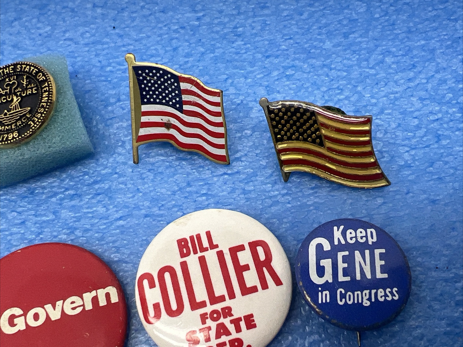 Vintage Button Lot of 18 Pins Political Wallace Goldwater Kennedy Roosevelt Phil